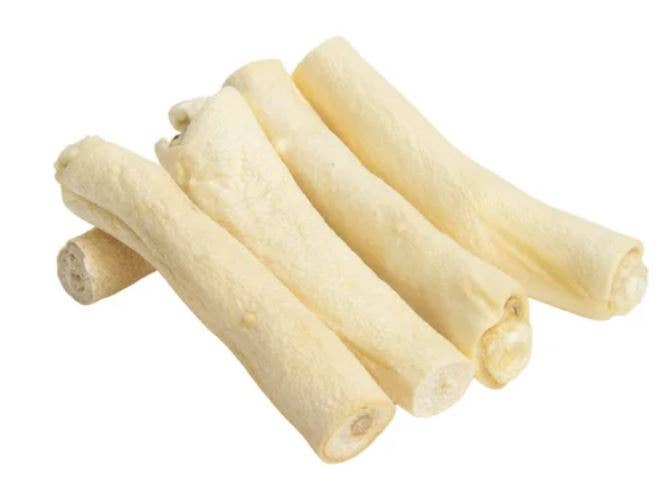 Willy's Wags Natural Pet Treats - Cow Tail - 6-8 Inch
