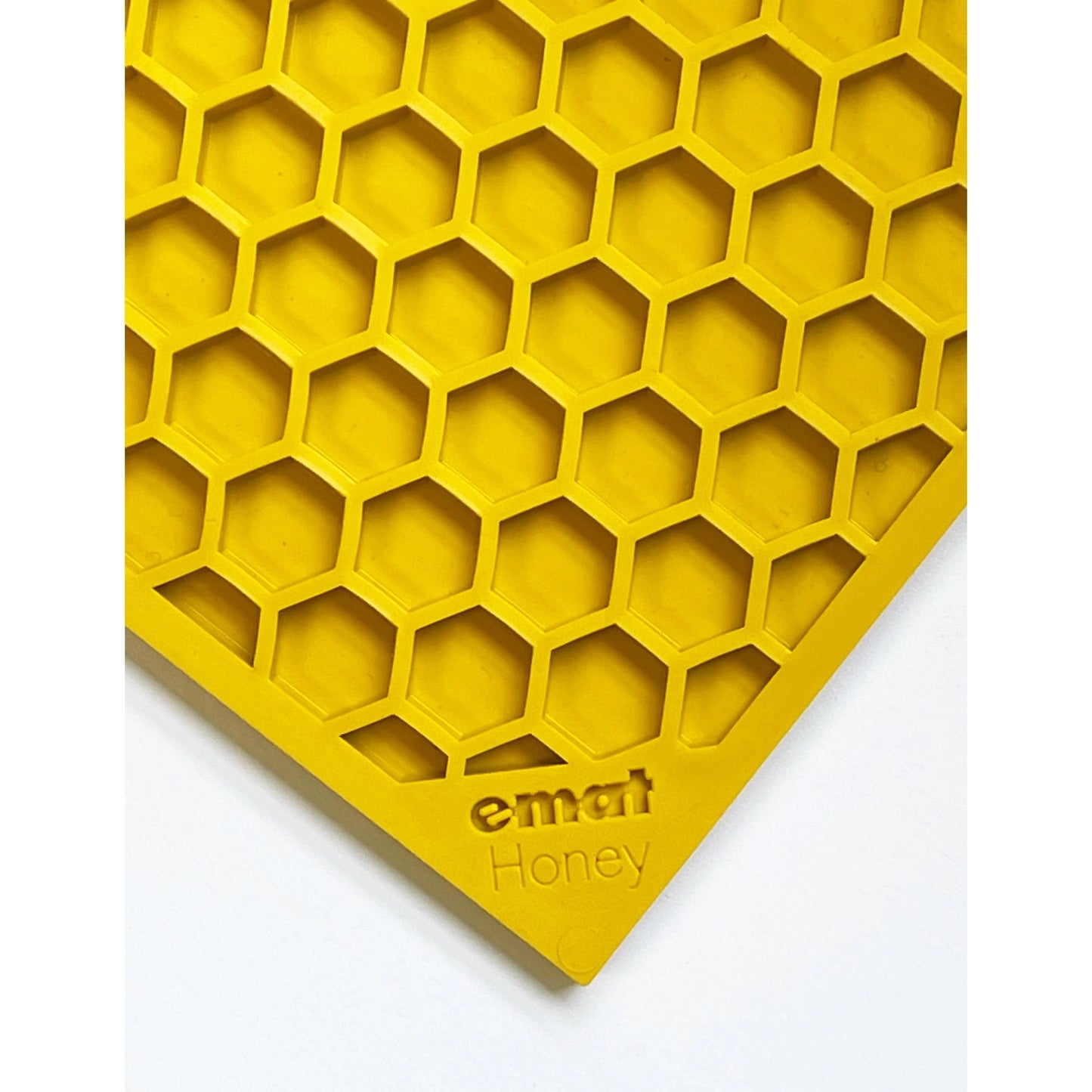 Honeycomb Design Enrichment Lick Mat
